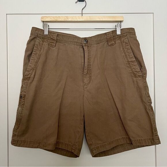 Columbia Shorts 9'' Mens Sz 36 Brown Omni-Shield Chino Pocket Hiking Outdoor - Picture 1 of 12